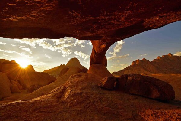 010_Felsbogen Spitzkoppe, Namibia