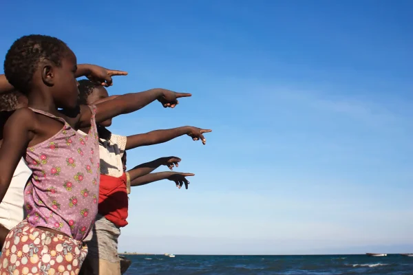 Malawi_Kinder_plakatbild_Foto_Geert_Schroeder